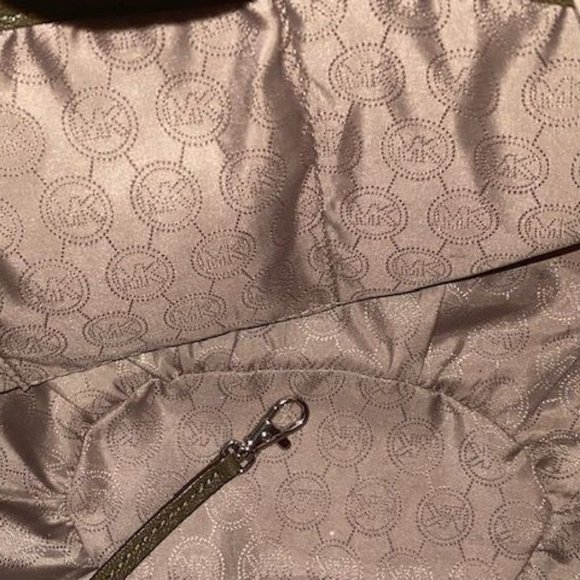 Michael Kors Knox Drawstring Loden Leather Bucket Bag w silver hardware EUC - Picture 13 of 16